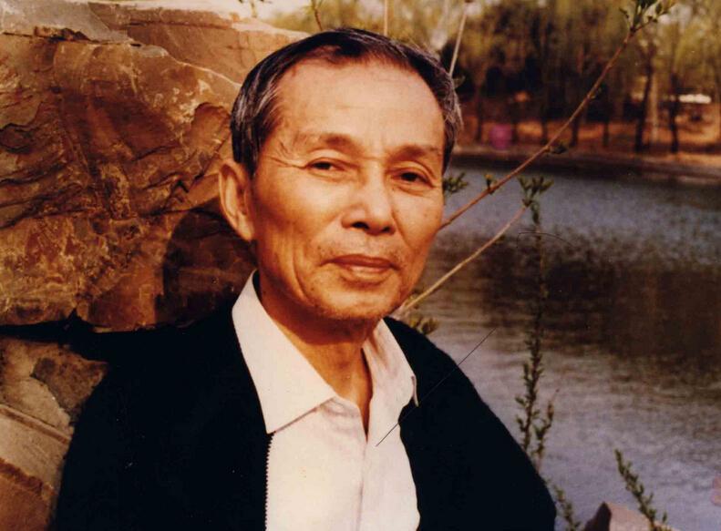 賴(lài)少其
